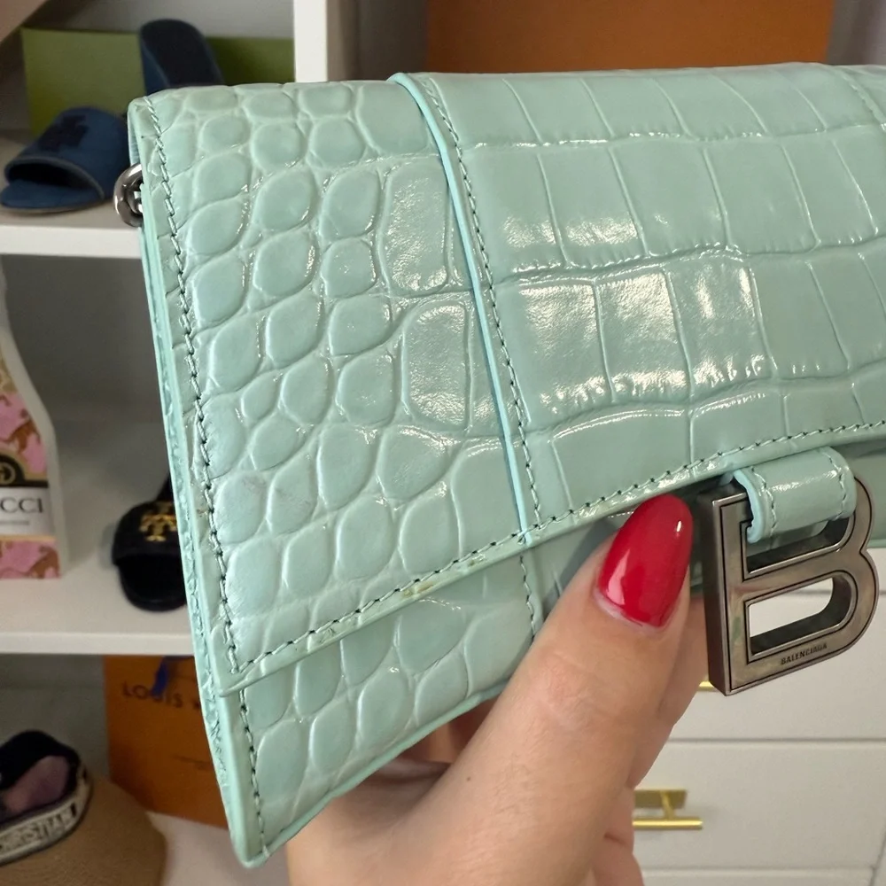 Balenciaga Hourglass Wallet On Chain Croc Acqua